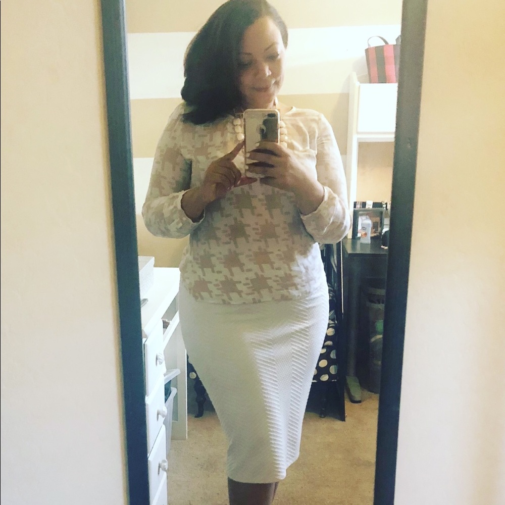 Beige and white blouse, long sleeved